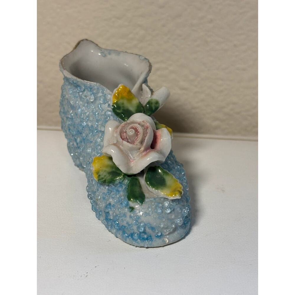Vintage Porcelain Beaded Shoe Figurine Blue Moss Applied Rose Occupied JapaN - Picture 2 of 7